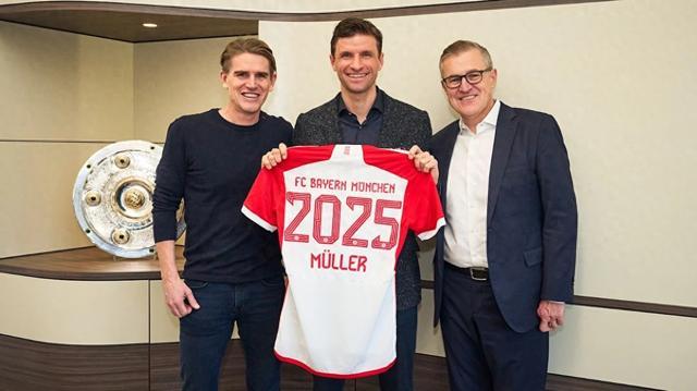 激动！美媒晒出浓眉末节命中致命三分后老詹表情