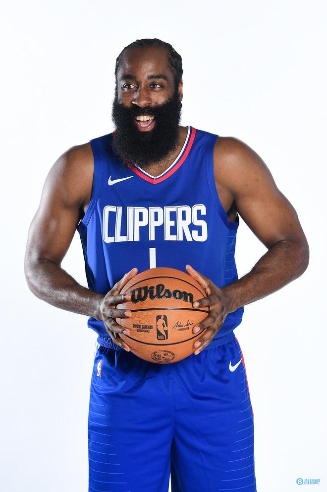 TA：皇马并未排除姆巴佩归队参加西超杯决赛的可能性