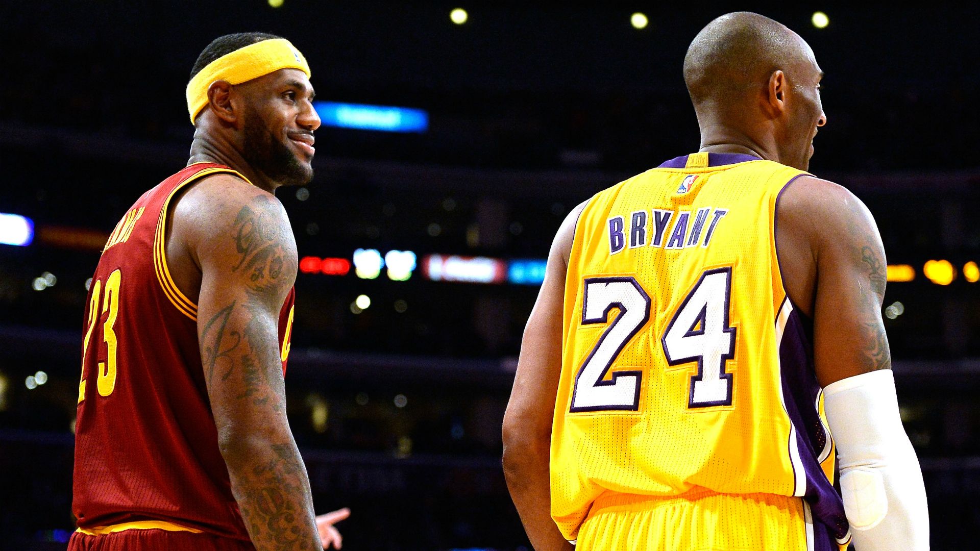 [NBA-湖人] 球迷骂东契奇是垃圾，后者命中高难度三分后回喷