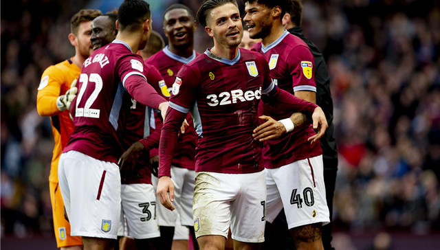 回顾苏炳添10次“破十”光辉瞬间