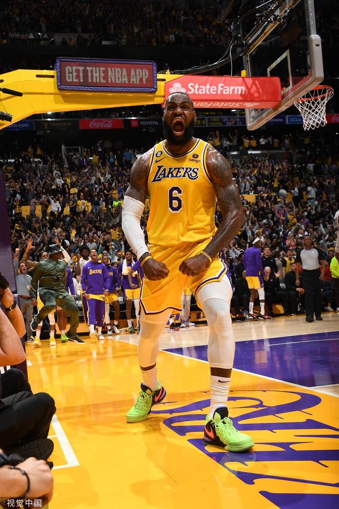 2016年10月：印第安人队在季后赛中横扫波士顿红袜，终结大卫·欧提兹职业生涯。