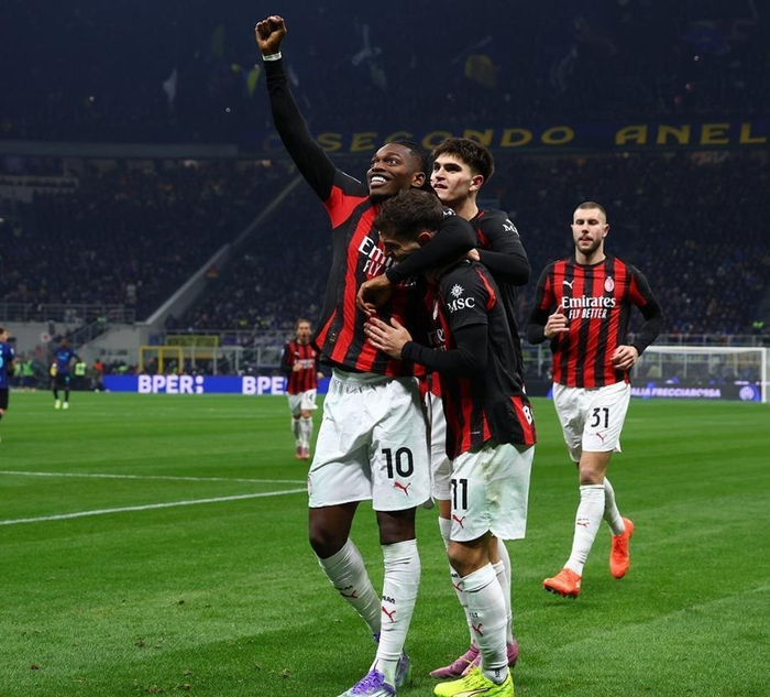 2025年F1开启季前测试首日，诺里斯以1：30.430的圈速占据圈速榜头名…